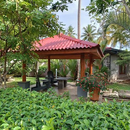 Avalon Village Resort Induruwa Luaran gambar