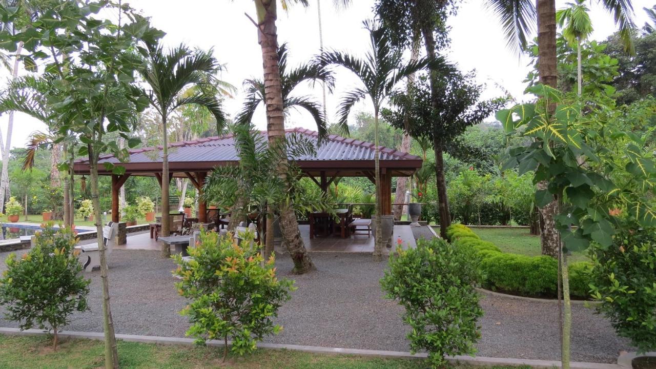 Avalon Village Resort Induruwa Luaran gambar