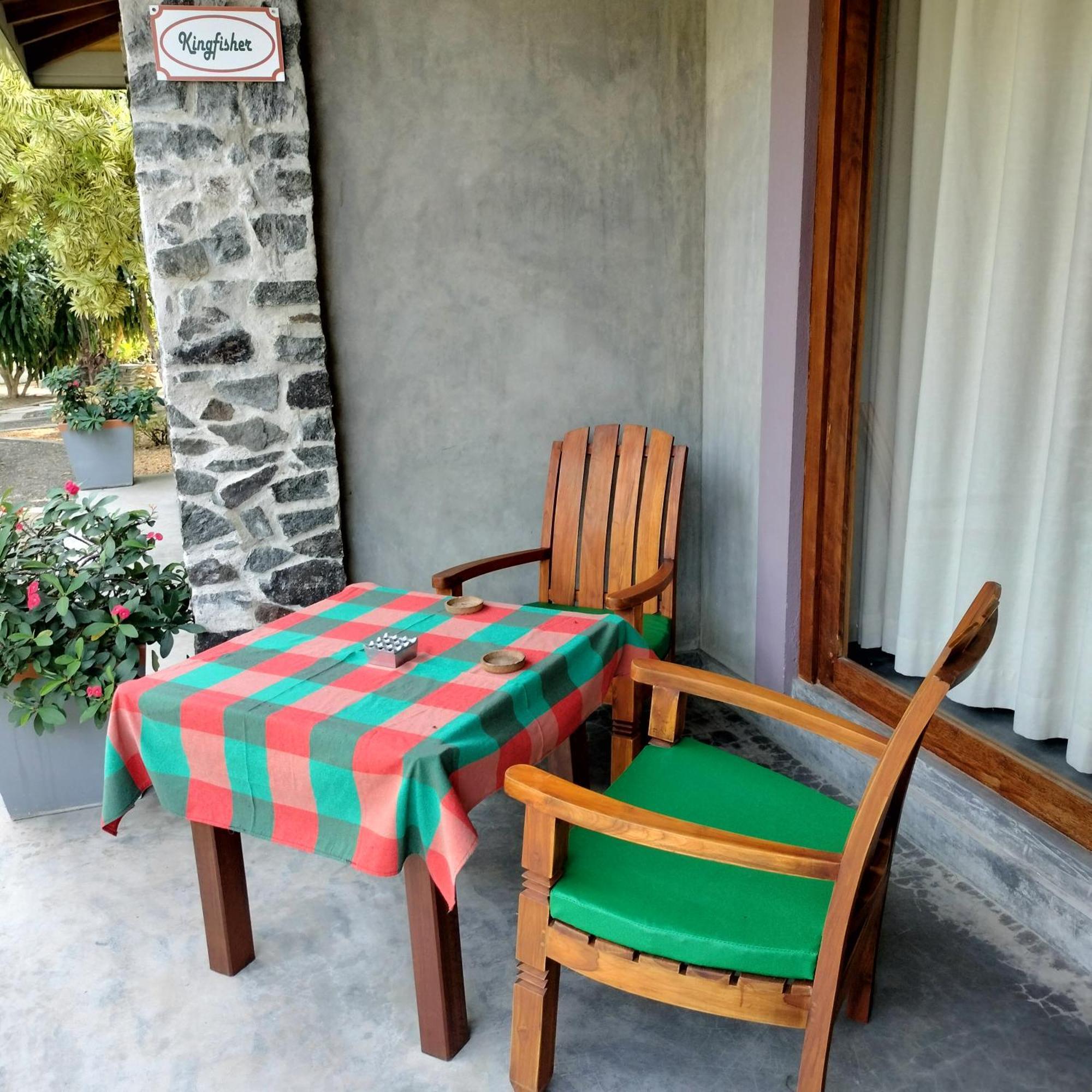 Avalon Village Resort Induruwa Luaran gambar