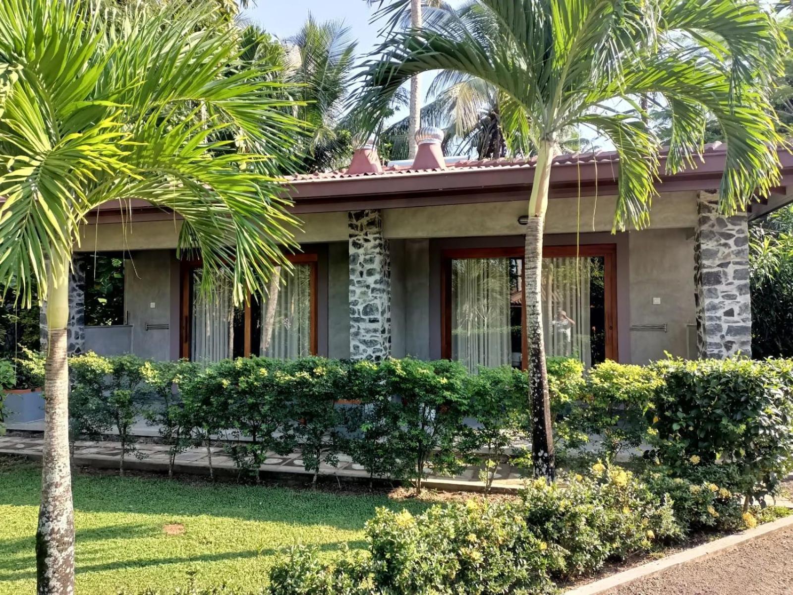 Avalon Village Resort Induruwa Luaran gambar