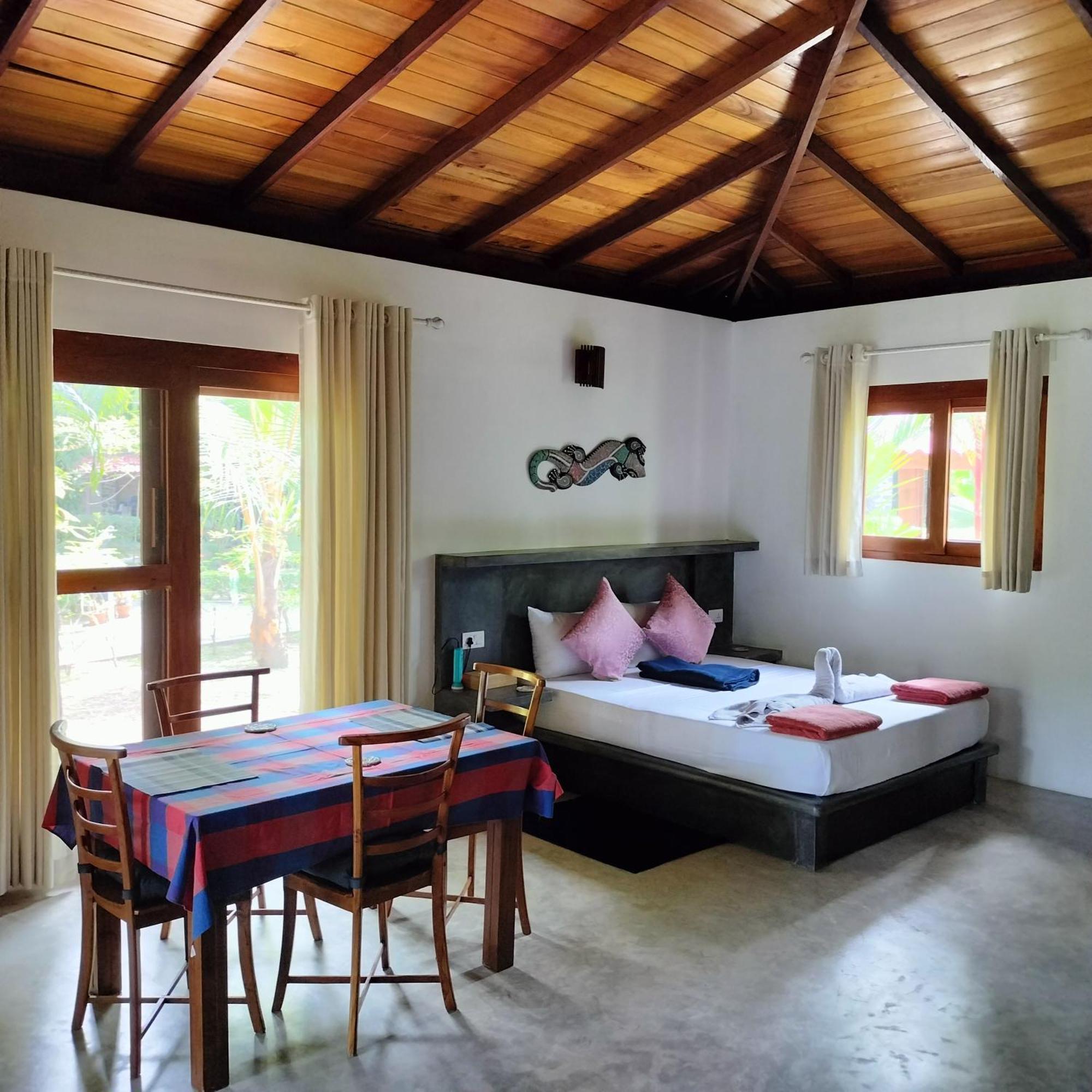 Avalon Village Resort Induruwa Luaran gambar