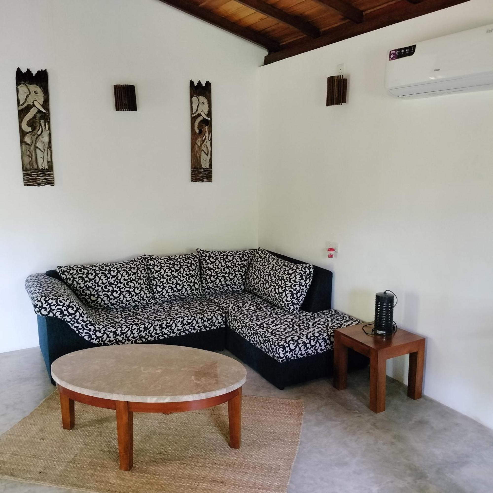 Avalon Village Resort Induruwa Luaran gambar