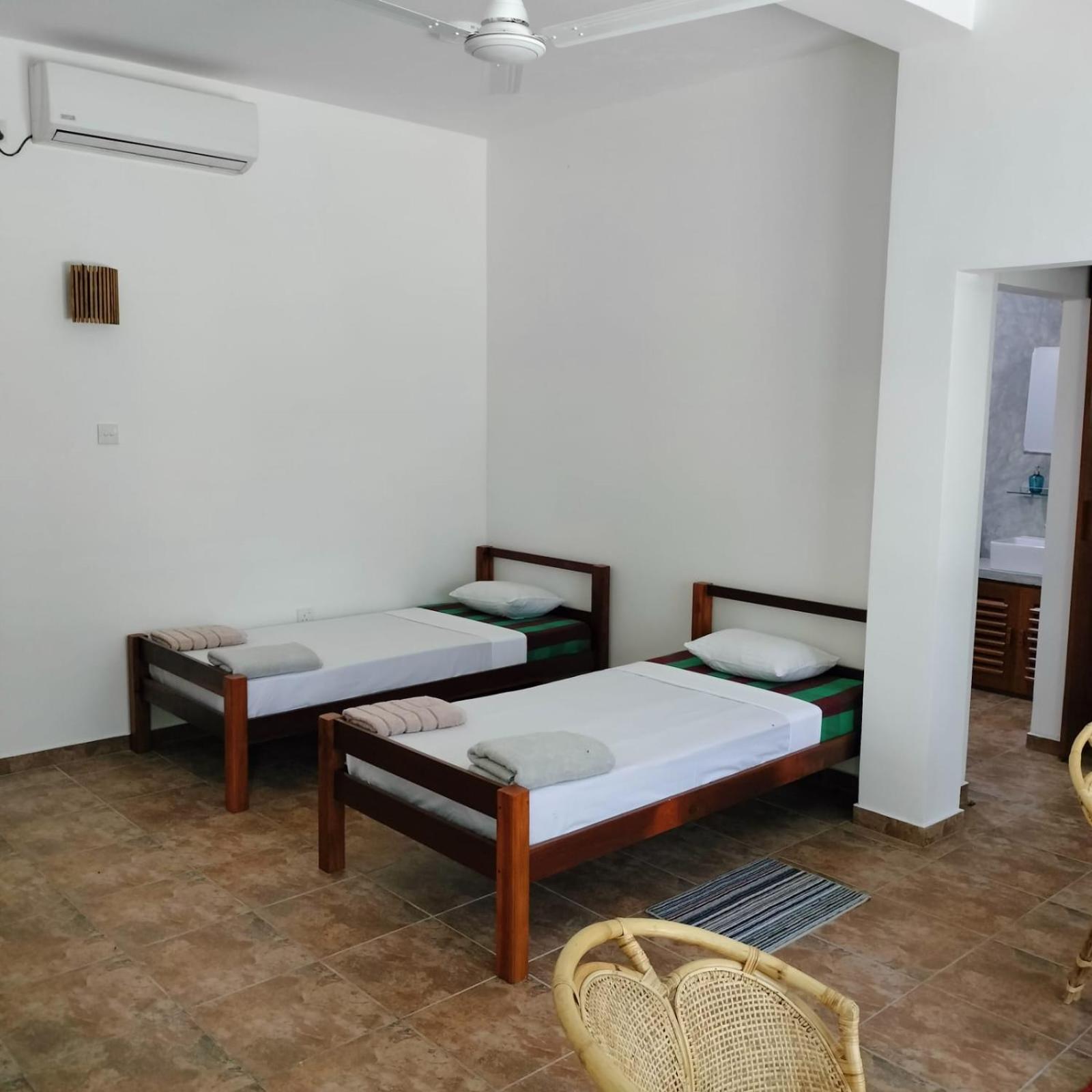 Avalon Village Resort Induruwa Luaran gambar